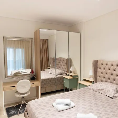 Appartamento Ag.sofias Pedestrian Area Luxury Ap. & Big Balcony *
